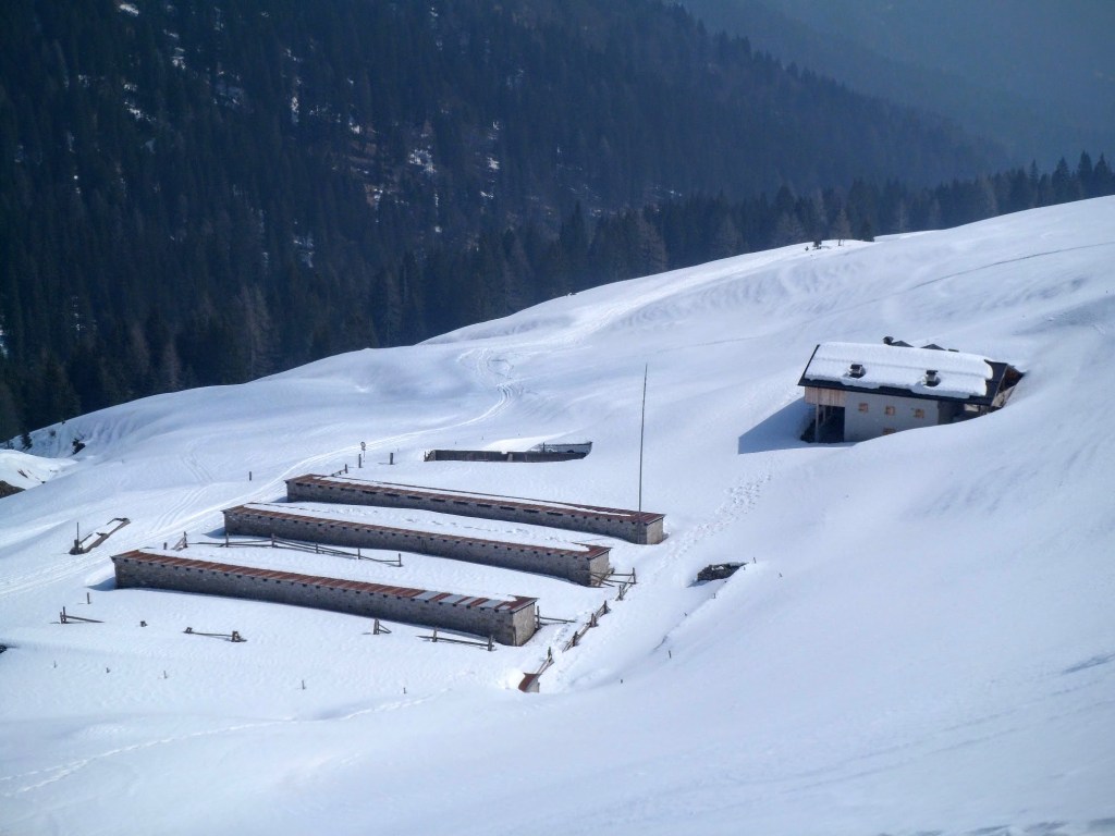 Casere MEDIANA e CHIANSAVEIT da Casera&nbsp;RAZZO